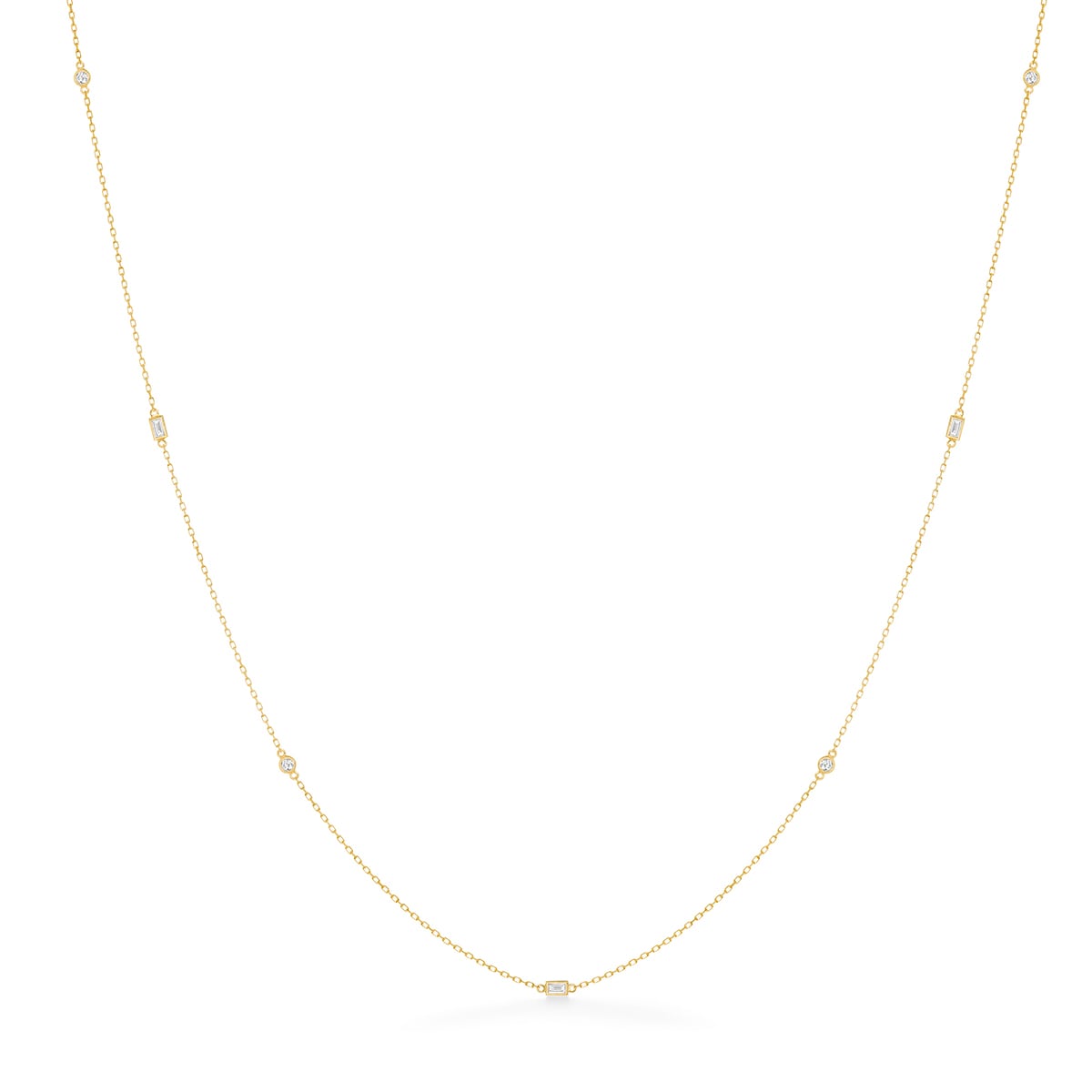 Collier nudity grand long